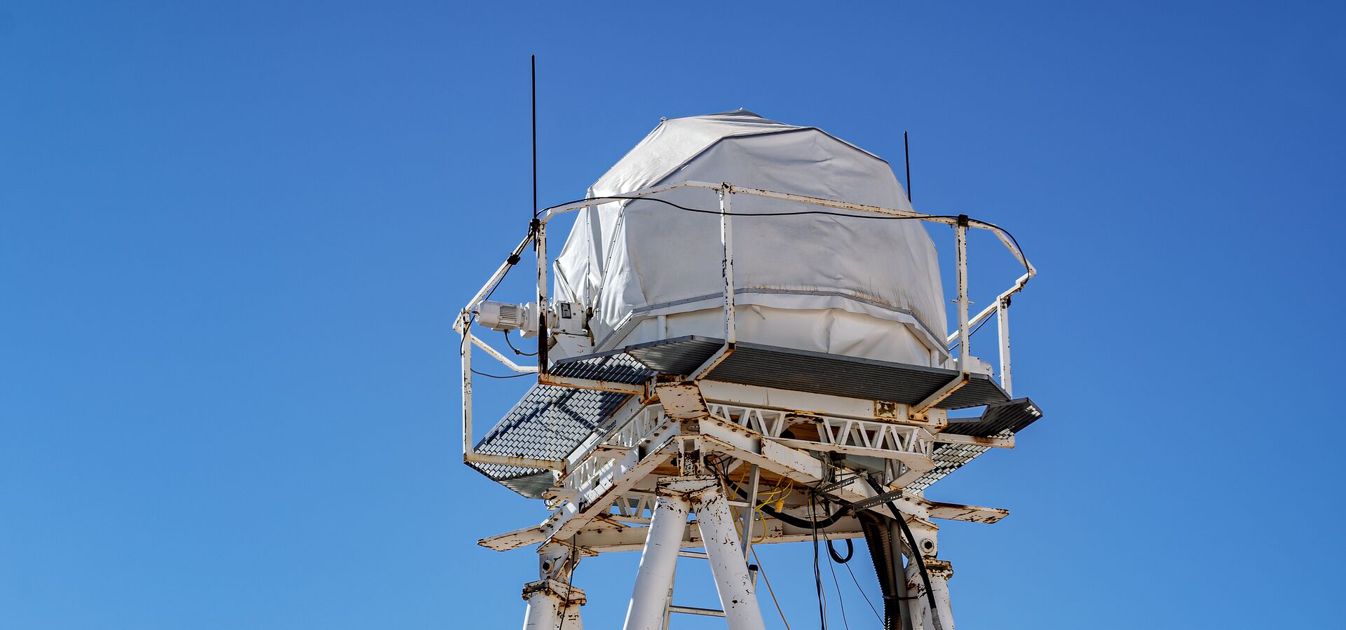 Photograph of DIMM1 Seeing Monitor